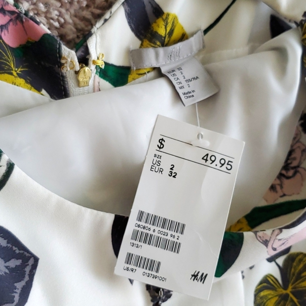 H&M Beaded Floral Dress - Picture 4 of 6